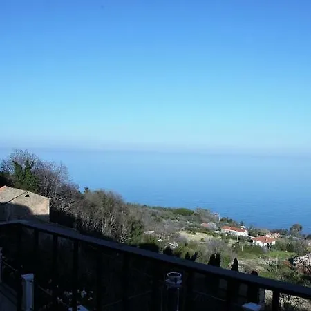 Casa Amblingh Sul Golfo Delle Meraviglie Васто